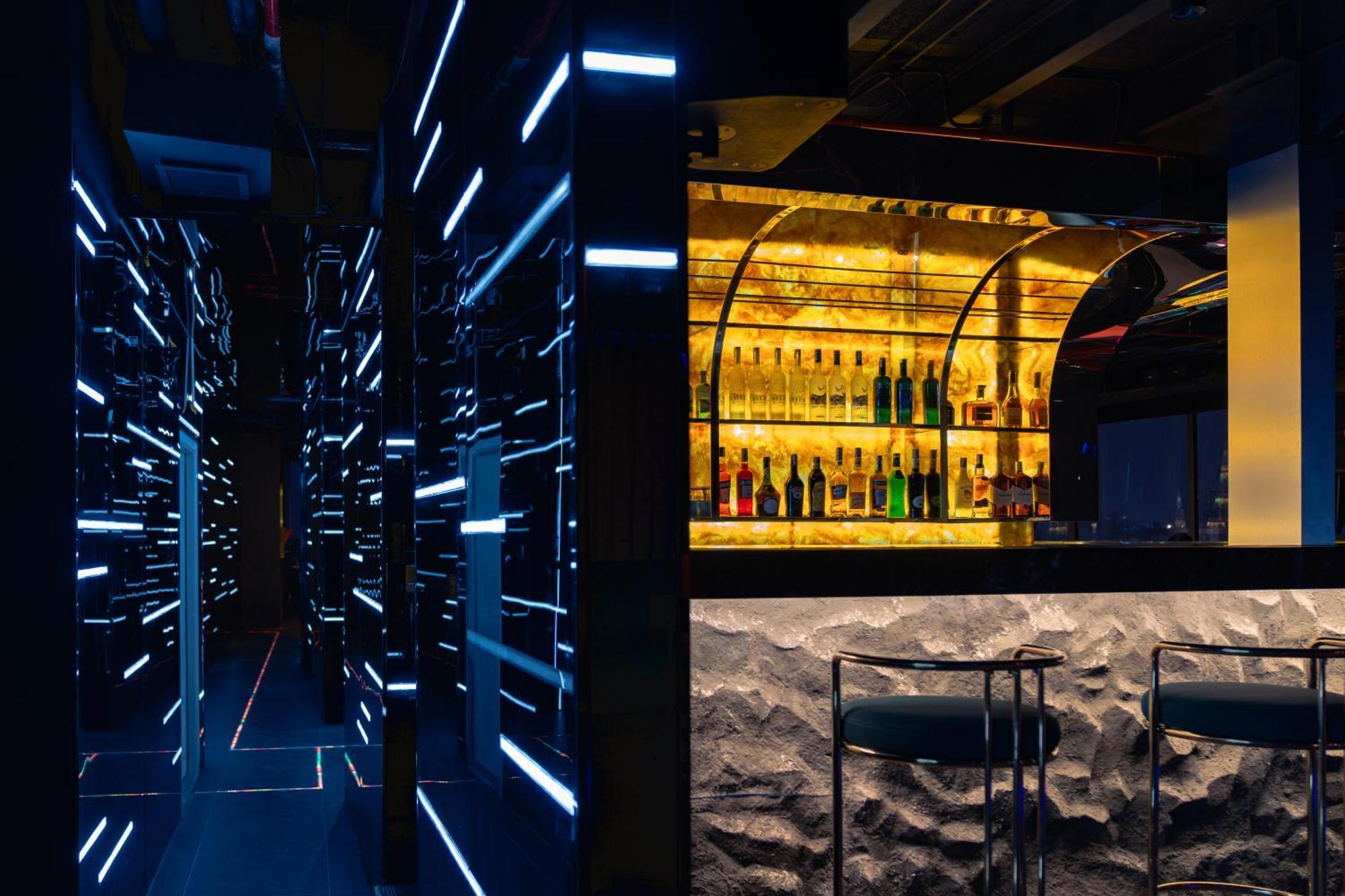 เมย์ เดอ วิลล์ ลักชัวรี โฮเทล แอนด์ สปา Hotel ฮานอย ภายนอก รูปภาพ The bar at the 360° Ice Bar