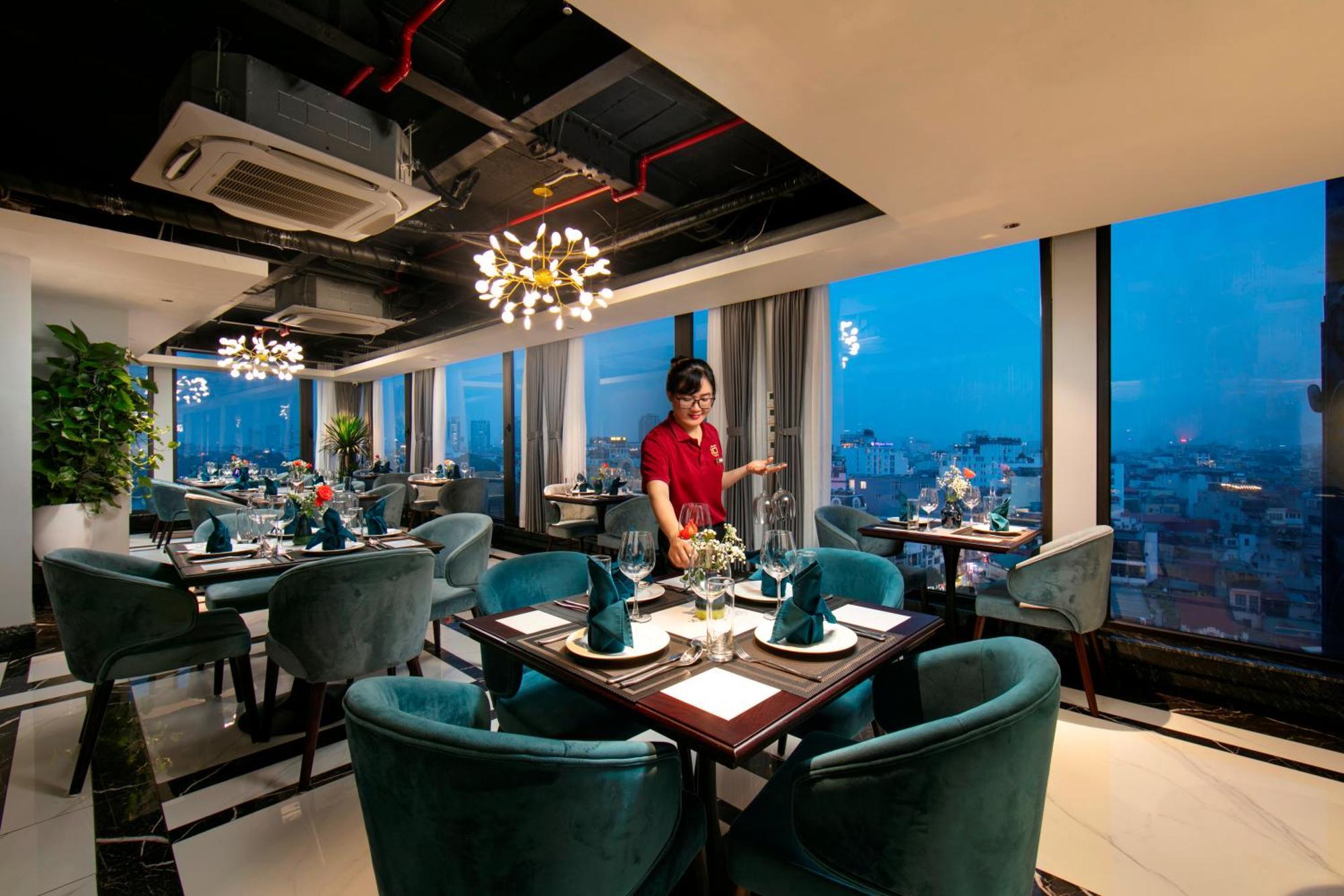 เมย์ เดอ วิลล์ ลักชัวรี โฮเทล แอนด์ สปา Hotel ฮานอย ภายนอก รูปภาพ The 360 Restaurant