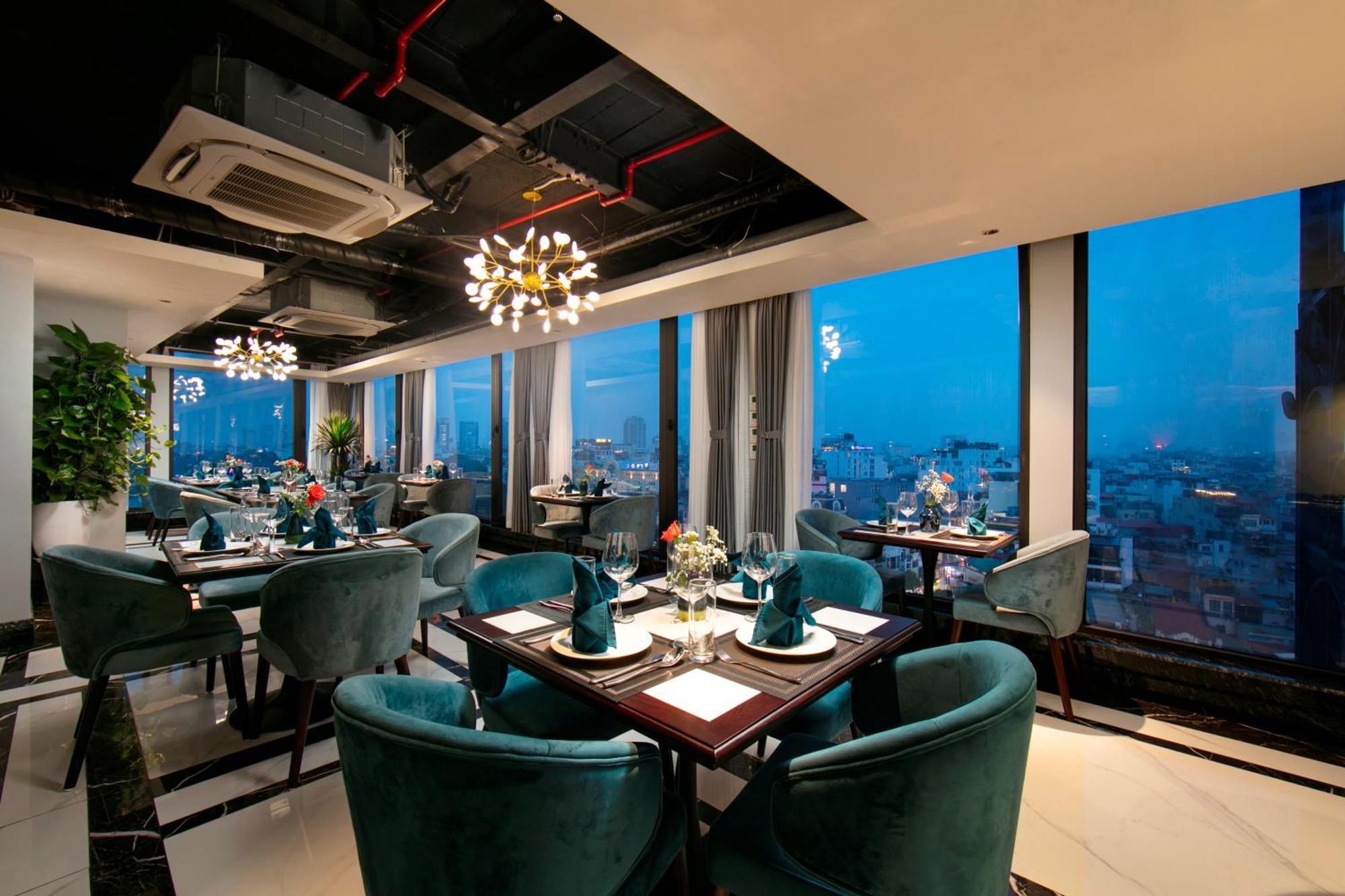 เมย์ เดอ วิลล์ ลักชัวรี โฮเทล แอนด์ สปา Hotel ฮานอย ภายนอก รูปภาพ Sky Bar