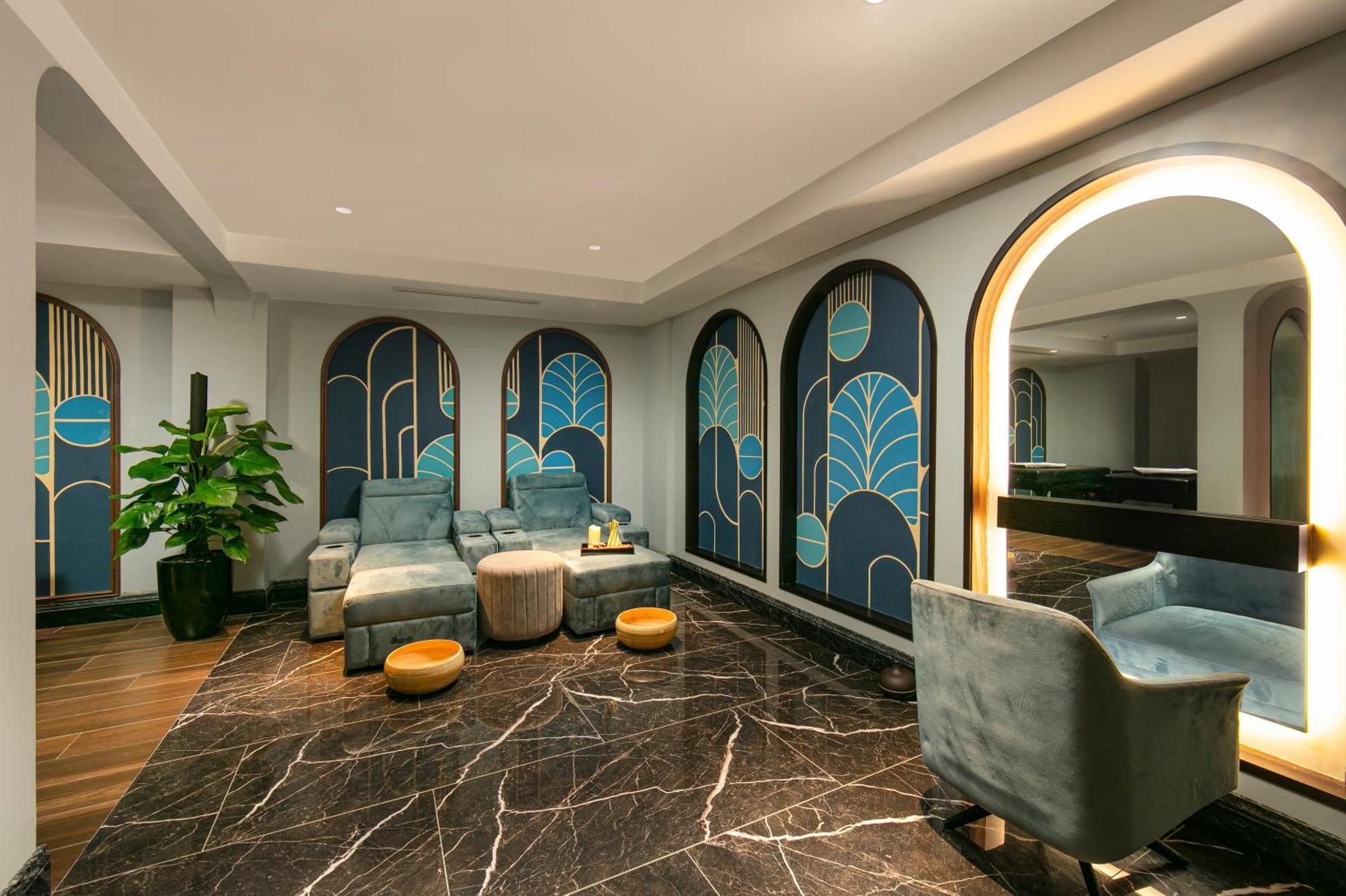 เมย์ เดอ วิลล์ ลักชัวรี โฮเทล แอนด์ สปา Hotel ฮานอย ภายนอก รูปภาพ The lobby of the hotel